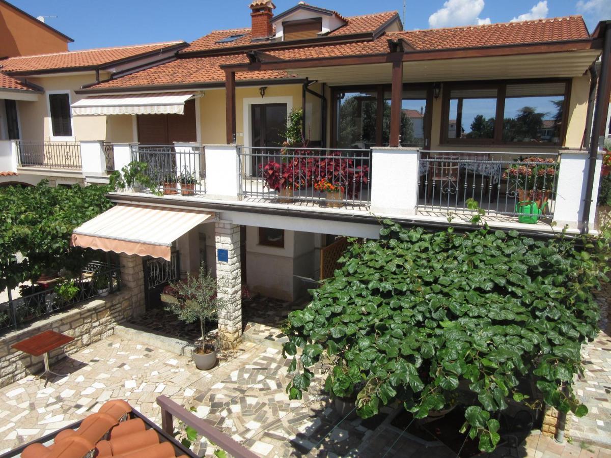 Appartement Haus Roko à Rovinj Extérieur photo