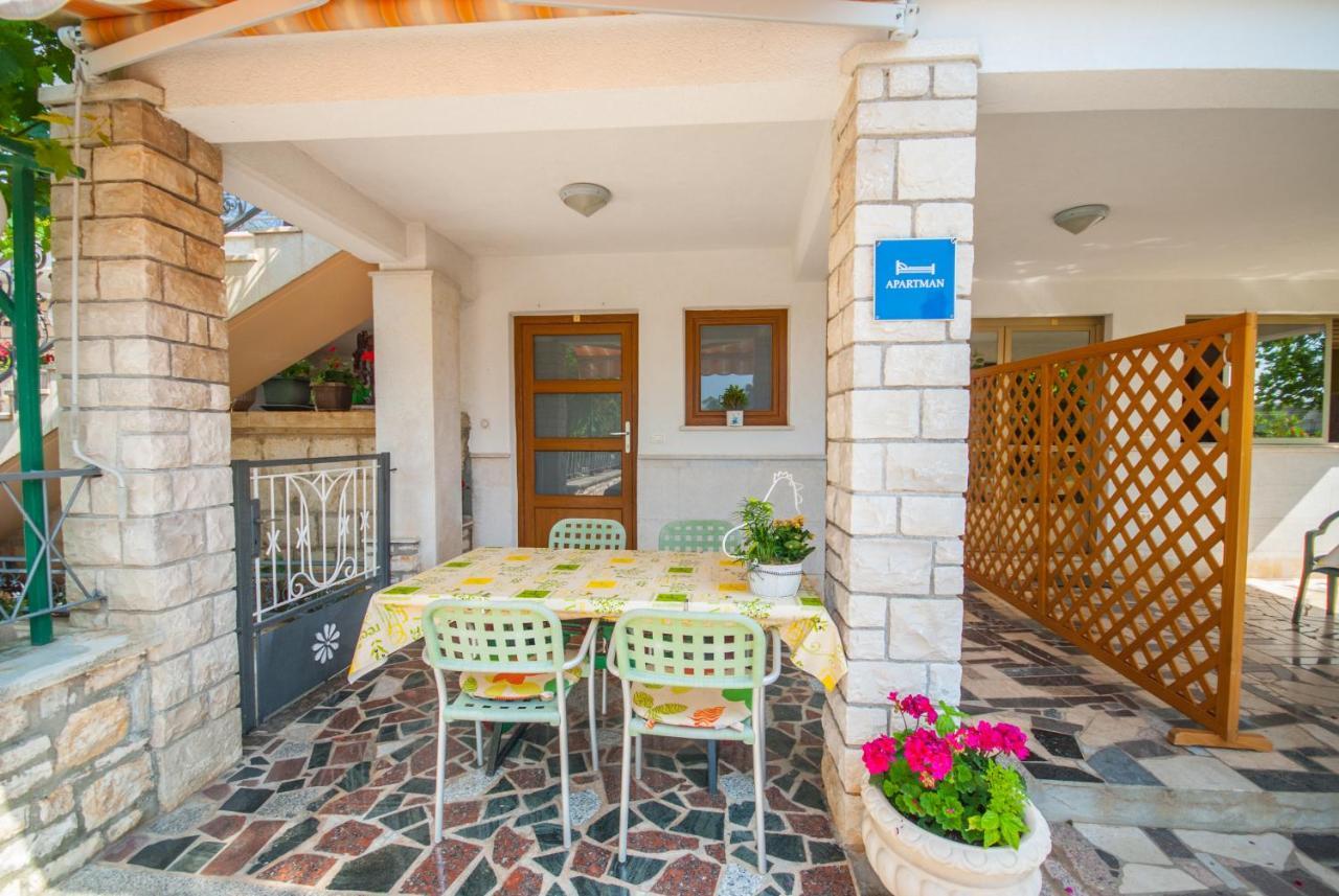 Appartement Haus Roko à Rovinj Extérieur photo