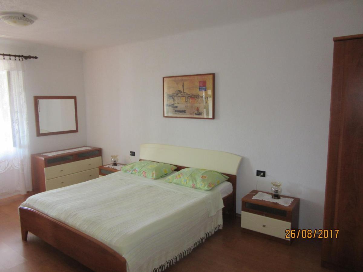 Appartement Haus Roko à Rovinj Extérieur photo