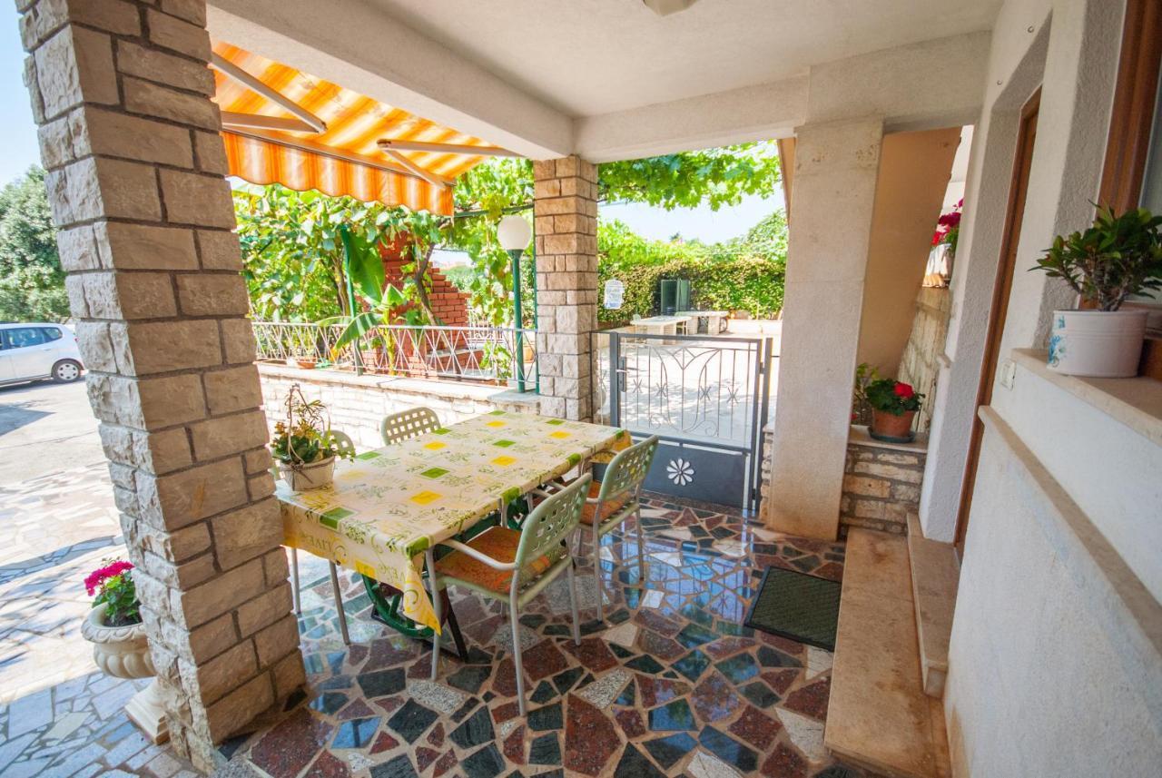 Appartement Haus Roko à Rovinj Extérieur photo